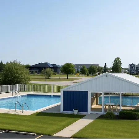 Great Lakes Inn Mackinaw City-2